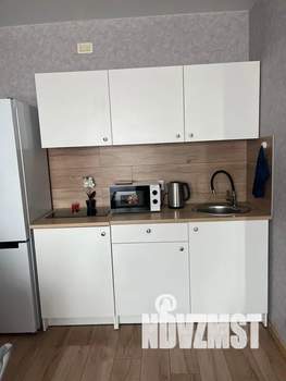 1-к квартира, посуточно, 40м2, 17/17 этаж