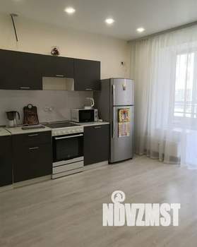1-к квартира, посуточно, 35м2, 2/10 этаж