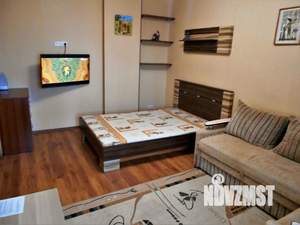 1-к квартира, посуточно, 38м2, 7/16 этаж