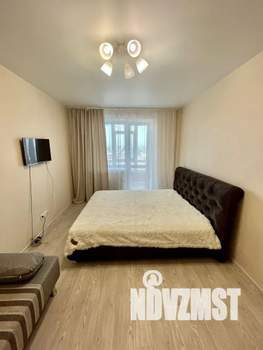 1-к квартира, посуточно, 40м2, 16/18 этаж