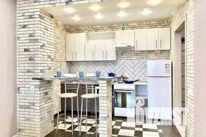 2-к квартира, посуточно, 52м2, 16/16 этаж