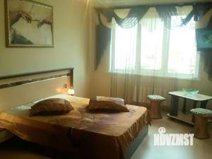 1-к квартира, посуточно, 35м2, 5/10 этаж