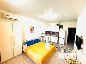 Студия квартира, посуточно, 30м2, 8/14 этаж