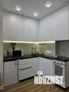 Студия квартира, посуточно, 28м2, 9/25 этаж