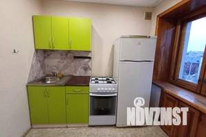 2-к квартира, посуточно, 45м2, 5/5 этаж