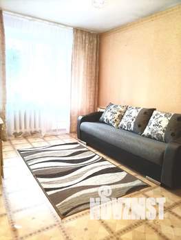 1-к квартира, посуточно, 35м2, 3/10 этаж