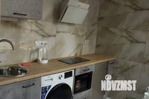 Студия квартира, посуточно, 25м2, 6/12 этаж