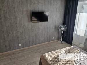 Студия квартира, посуточно, 30м2, 7/13 этаж