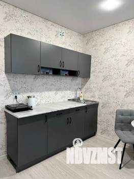 Студия квартира, посуточно, 30м2, 11/17 этаж