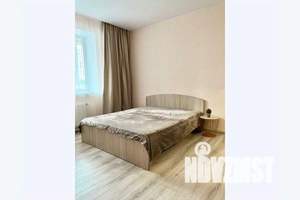 1-к квартира, посуточно, 43м2, 7/18 этаж