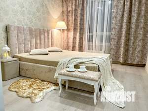 2-к квартира, посуточно, 46м2, 18/23 этаж