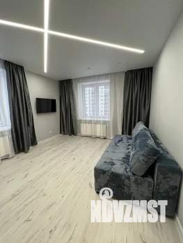 2-к квартира, посуточно, 38м2, 8/16 этаж