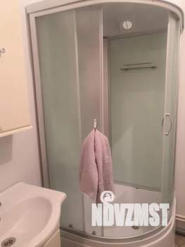 Студия квартира, посуточно, 27м2, 1/10 этаж