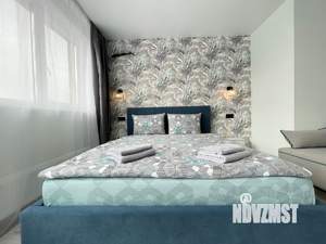 Студия квартира, посуточно, 42м2, 20/22 этаж