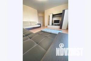 2-к квартира, посуточно, 67м2, 8/10 этаж