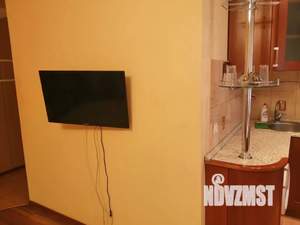 Студия квартира, посуточно, 34м2, 1/5 этаж