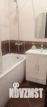 2-к квартира, посуточно, 49м2, 13/16 этаж