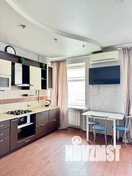 Студия квартира, посуточно, 30м2, 2/4 этаж