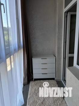 Студия квартира, посуточно, 33м2, 1/8 этаж