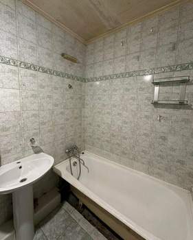 2-к квартира, на длительный срок, 68м2, 1/5 этаж