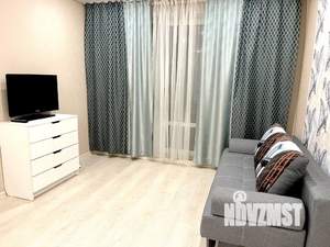 2-к квартира, посуточно, 45м2, 14/23 этаж