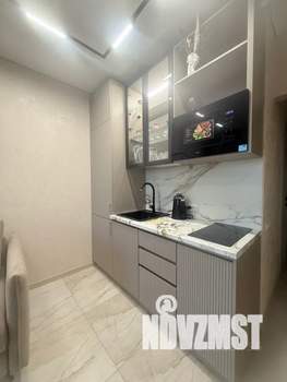 1-к квартира, посуточно, 42м2, 19/24 этаж