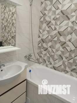 1-к квартира, посуточно, 38м2, 3/10 этаж