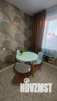 1-к квартира, посуточно, 40м2, 9/10 этаж