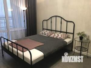 Студия квартира, посуточно, 28м2, 22/25 этаж