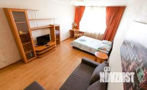 1-к квартира, посуточно, 42м2, 1/1 этаж