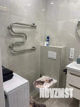 1-к квартира, посуточно, 38м2, 2/10 этаж