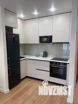 1-к квартира, посуточно, 38м2, 2/10 этаж