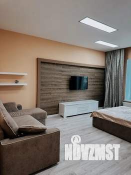 Студия квартира, посуточно, 43м2, 5/15 этаж