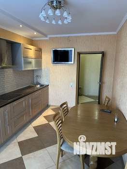 3-к квартира, на длительный срок, 103м2, 4/10 этаж