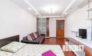 1-к квартира, посуточно, 42м2, 1/1 этаж