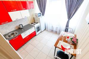 1-к квартира, посуточно, 38м2, 1/1 этаж