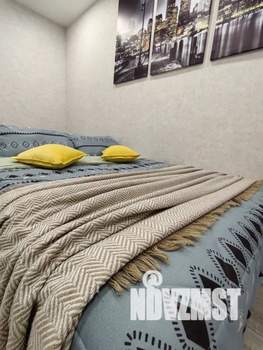 1-к квартира, посуточно, 28м2, 2/10 этаж