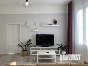 1-к квартира, посуточно, 56м2, 4/5 этаж