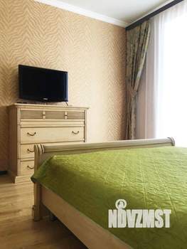1-к квартира, посуточно, 35м2, 5/19 этаж