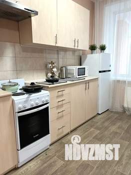 1-к квартира, посуточно, 40м2, 3/16 этаж