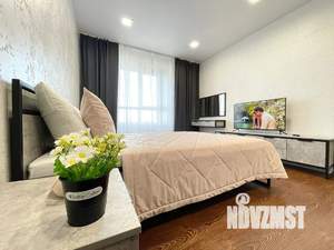 1-к квартира, посуточно, 42м2, 7/12 этаж