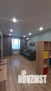 2-к квартира, посуточно, 54м2, 17/17 этаж