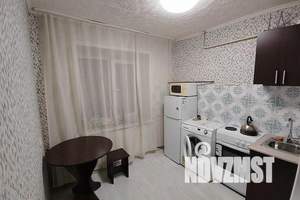 3-к квартира, посуточно, 45м2, 1/5 этаж