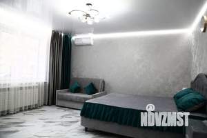 1-к квартира, посуточно, 35м2, 1/10 этаж