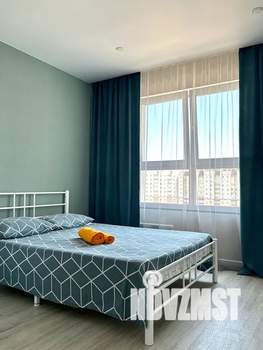 1-к квартира, посуточно, 37м2, 7/10 этаж