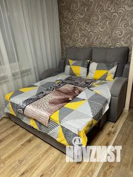 Студия квартира, посуточно, 35м2, 3/10 этаж