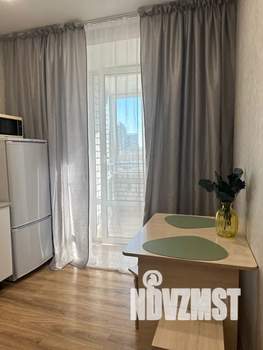 1-к квартира, посуточно, 38м2, 2/16 этаж