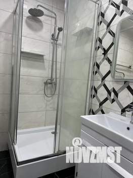 1-к квартира, посуточно, 40м2, 13/16 этаж