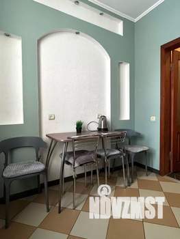 2-к квартира, посуточно, 50м2, 1/5 этаж