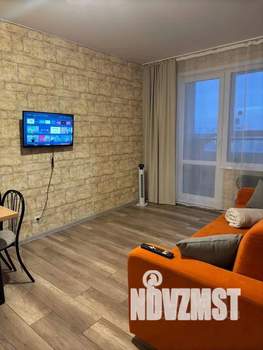 1-к квартира, посуточно, 42м2, 15/17 этаж